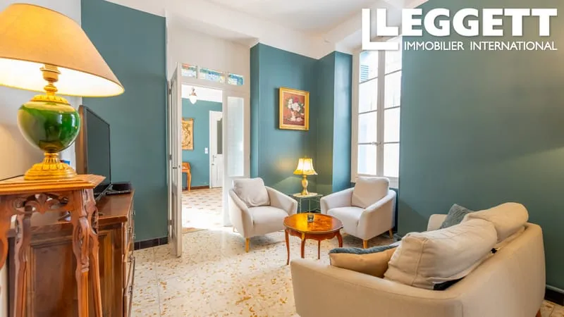 4 beaux appartements au centre-ville, à côté de la cathédrale. Grand potentiel locatif. - Photo 1