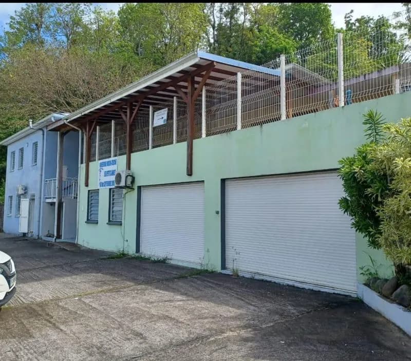 Immeuble de rapport 260 m² - Photo 1