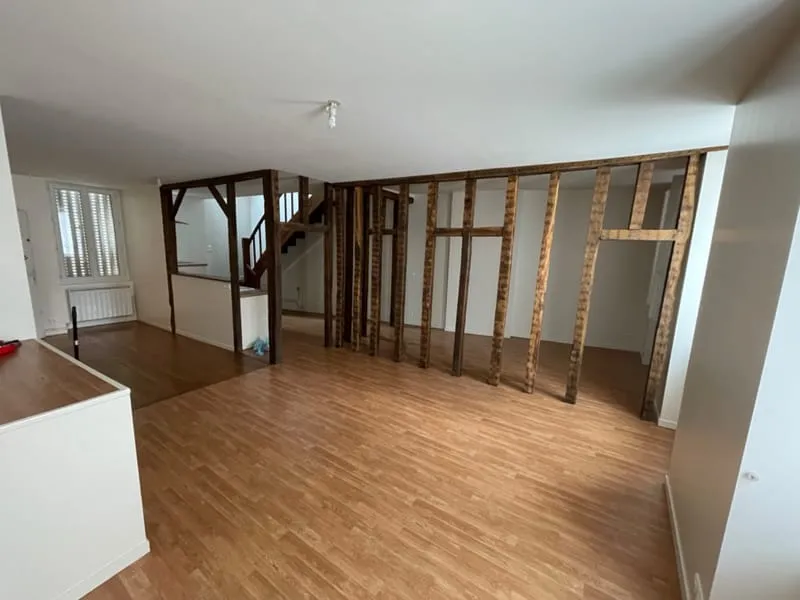 Immeuble 2 appartements T3/T4 + 1 commerce - Photo 1