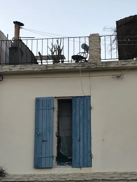 A vendre Arles : Immeuble composé de deux appartements. - Photo 1