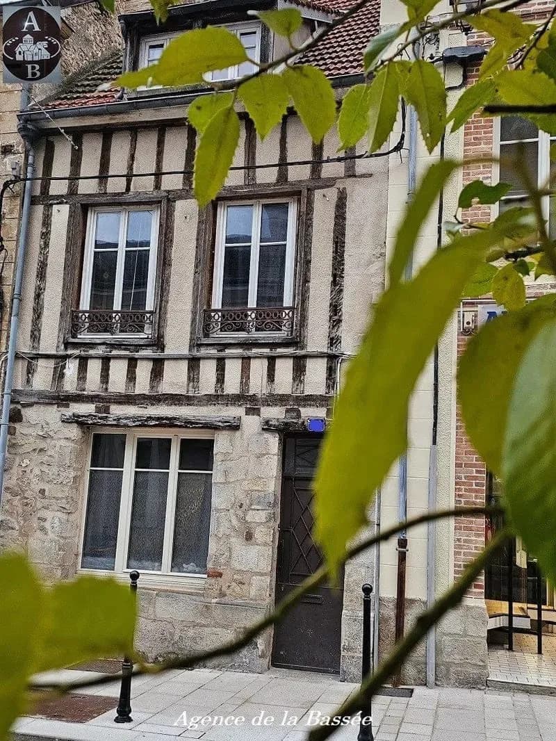 Immeuble de rapport 166 m² - Photo 1