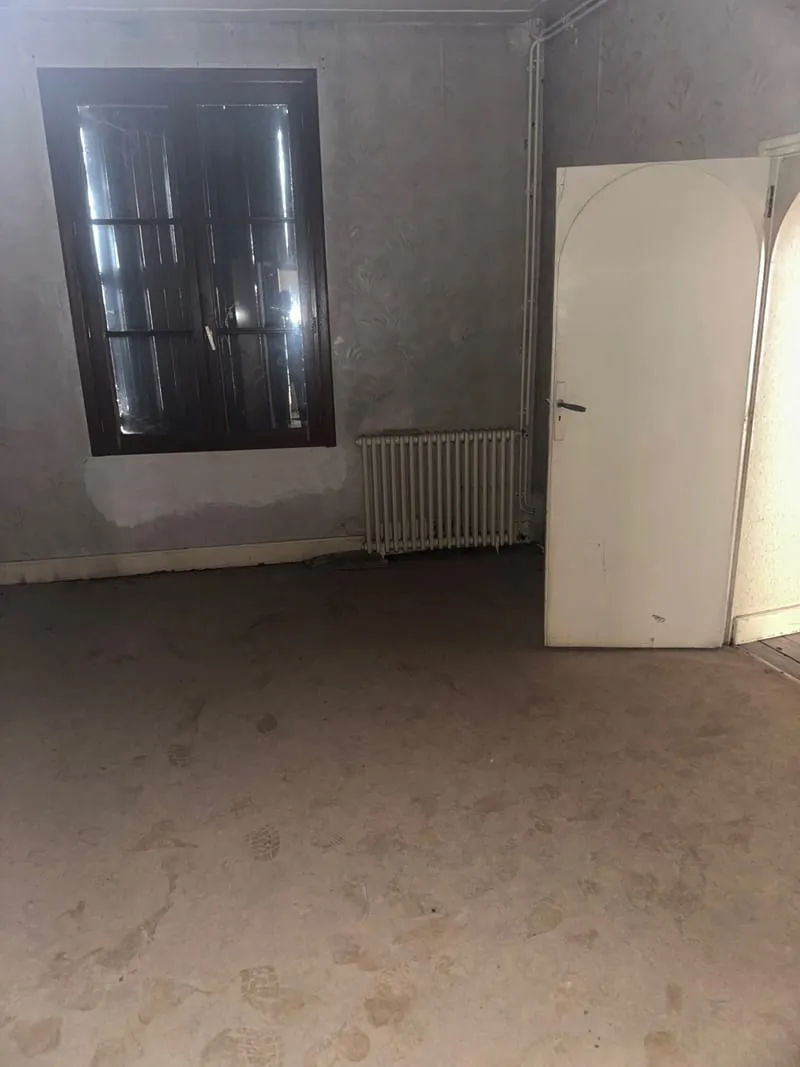 AGREABLE IMMEUBLE EN CENTRE VILLE DE CHÂTELLERAULT DANS LE CADRE ACTION COEUR DE VILLE - Photo 1