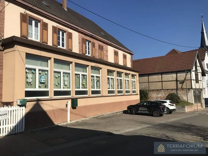 Immeuble de rapport 650 m² - Photo 1