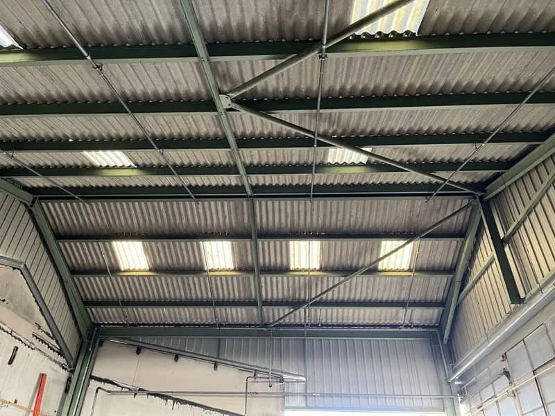 Immeuble industriel 12000 m² - Photo 1