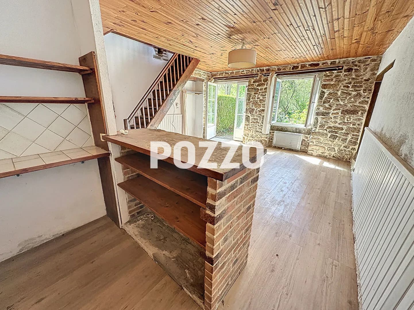 A Vendre - Le Val Saint Père - Ensemble immobilier 13 pièce(s) 330 m2 - Terrain de 35000 m2 libre de tout bail - Photo 1