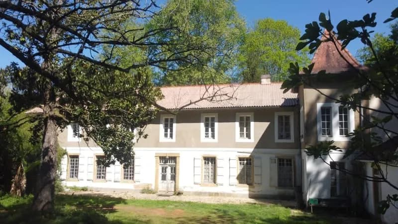 Immeuble 1000 m² - Photo 1