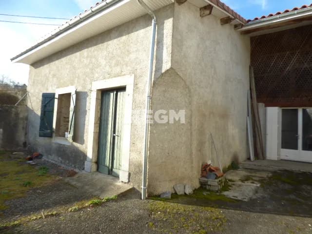 IMMEUBLE D'HABITATION A RENOVER - Photo 1