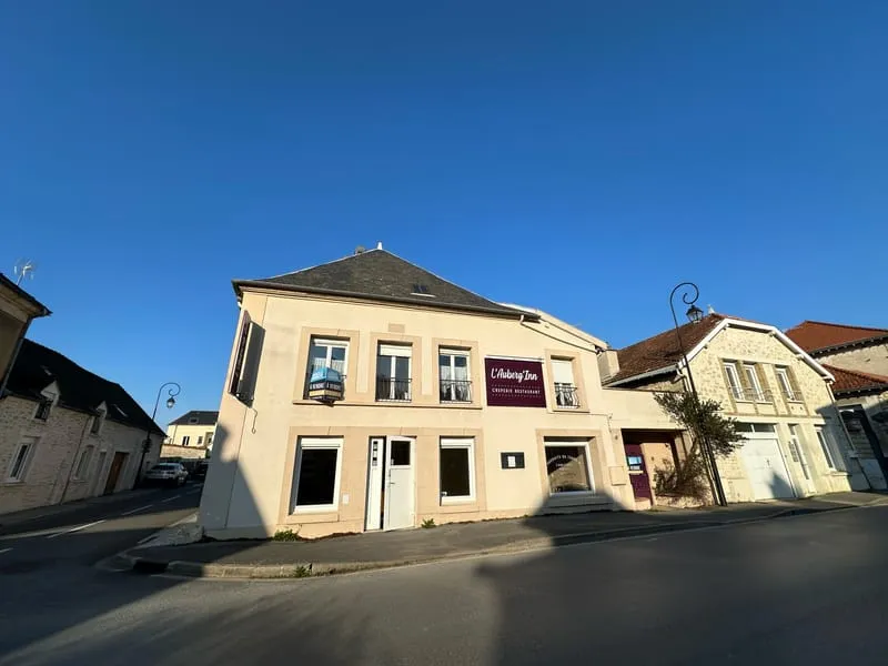 JONCHERY-SUR-VESLE - Ensemble immobilier sur deux niveaux - Photo 1