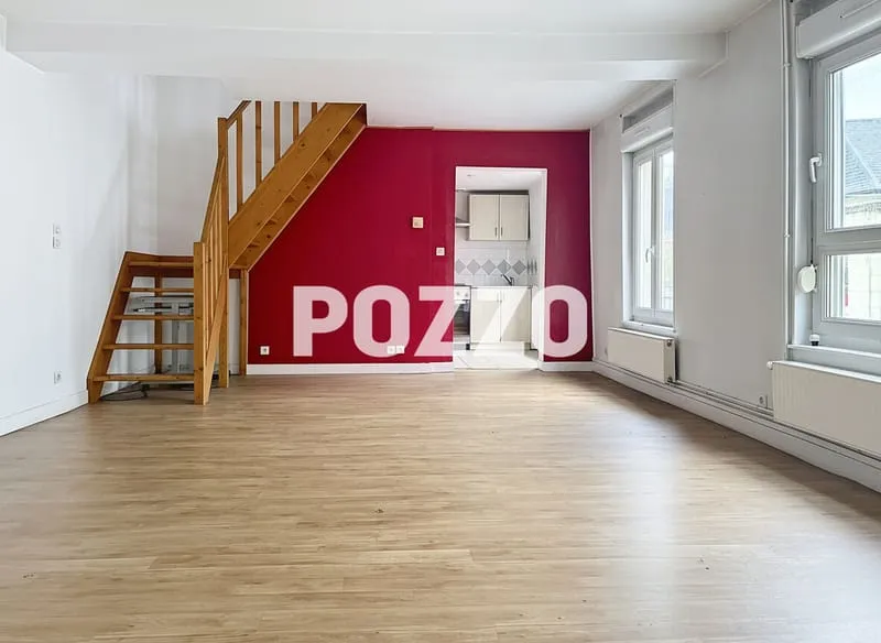 Immeuble Saint Romain De Colbosc 2 lots un commerce et T4 total de142 m2 - Photo 1