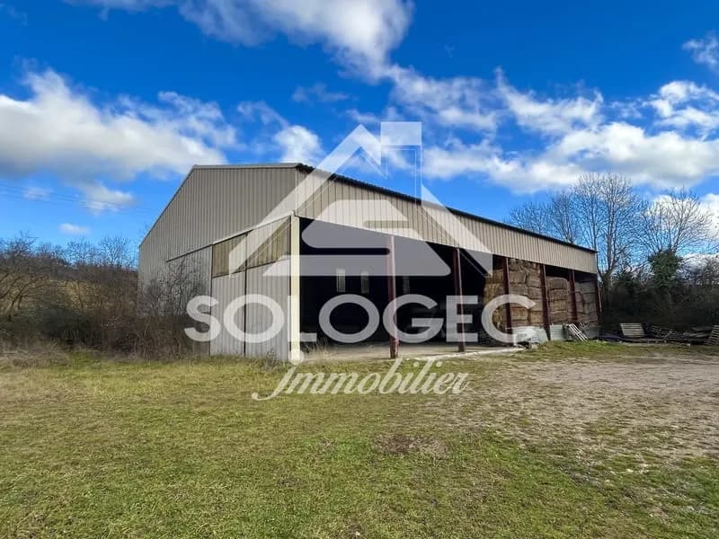 Immeuble industriel 353 m² - Photo 1