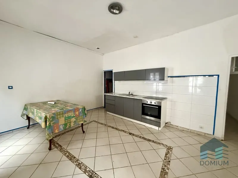 Immeuble, 5 appartements, rentabilité potentielle 11% brut - Photo 1