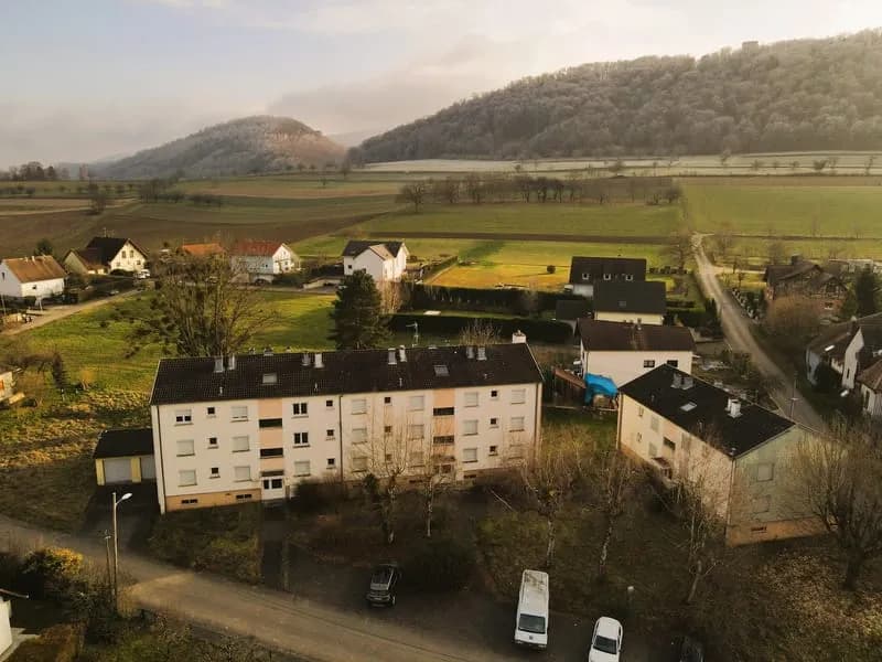 TROIS FRONTIERES Ensemble immobilier de 16 logements A RENOVER - Photo 1