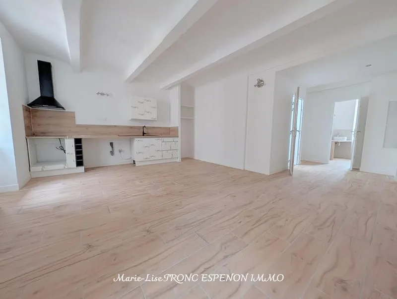 Immeuble - Photo 1