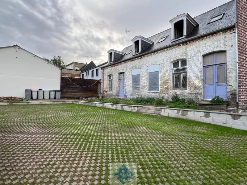 IMMEUBLE A TRANSFORMER EN 3 MAISONS - Photo 1