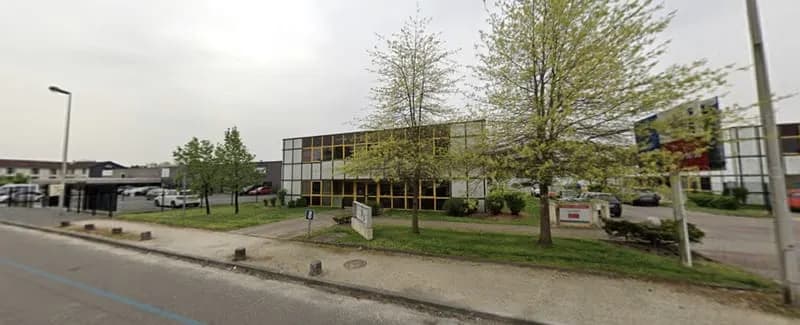 Immeuble de bureau - Photo 1