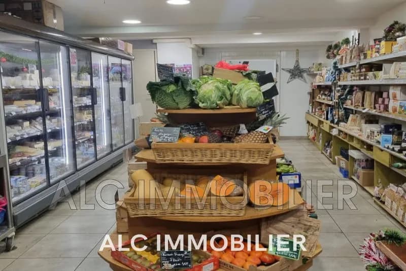 Immeuble de rapport 153 m² - Photo 1