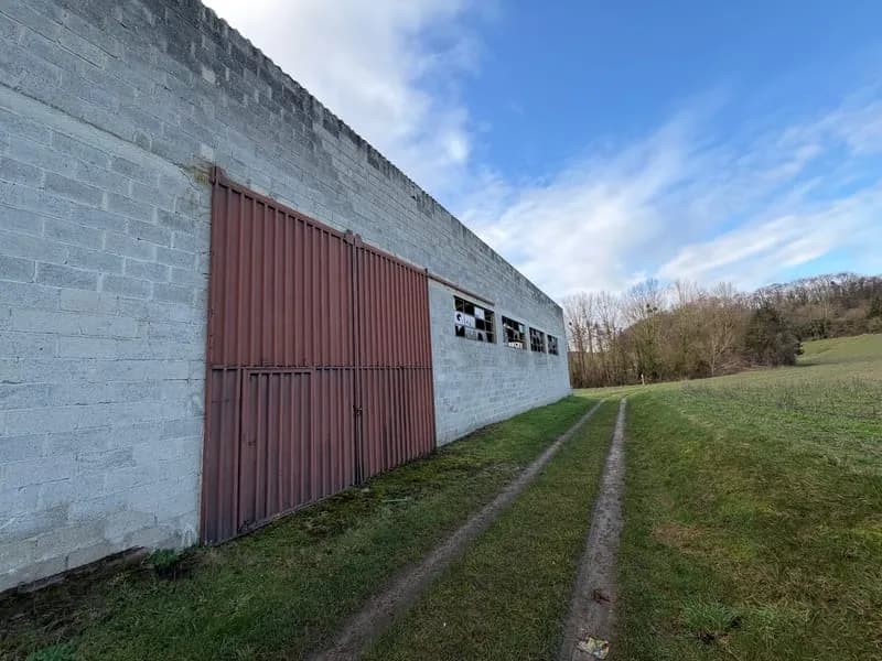 Immeuble industriel - Photo 1