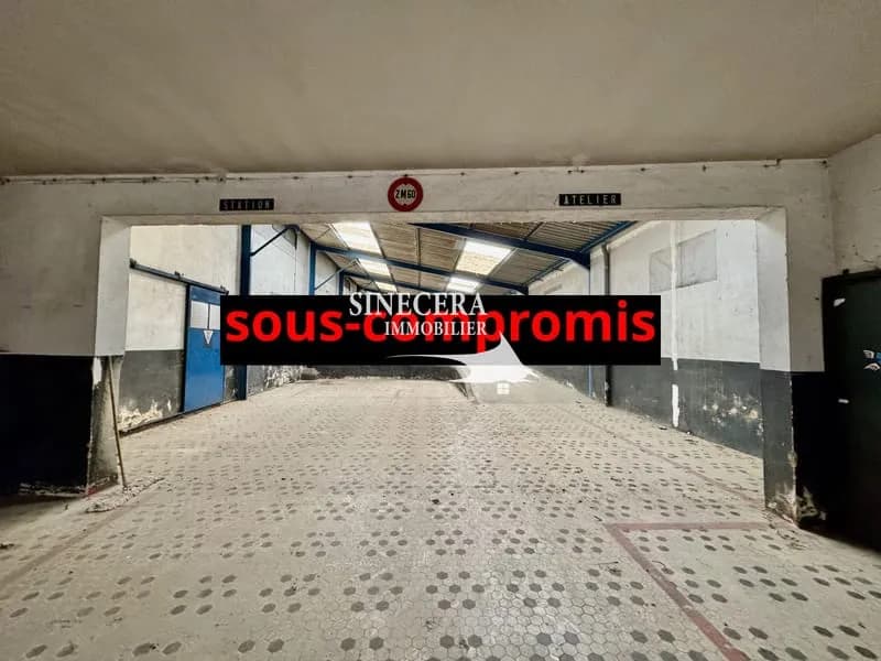 Immeuble industriel 2 pièces 358 m² - Photo 1