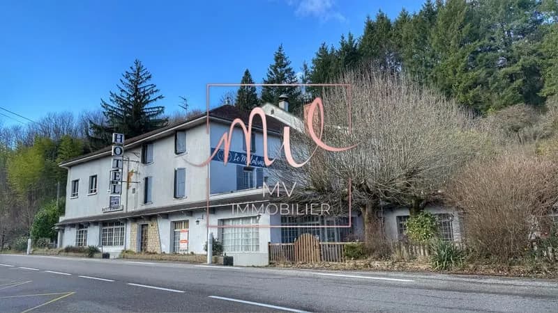 TULLINS, batîment à réhabiliter - Photo 1