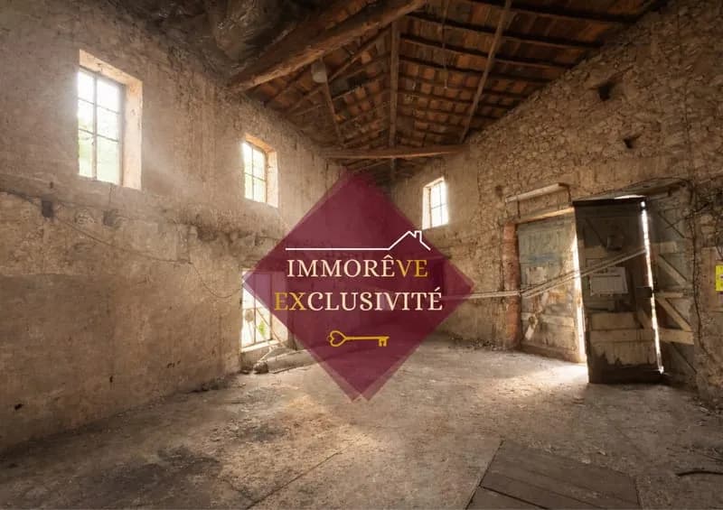 Ensemble immobilier - Photo 1