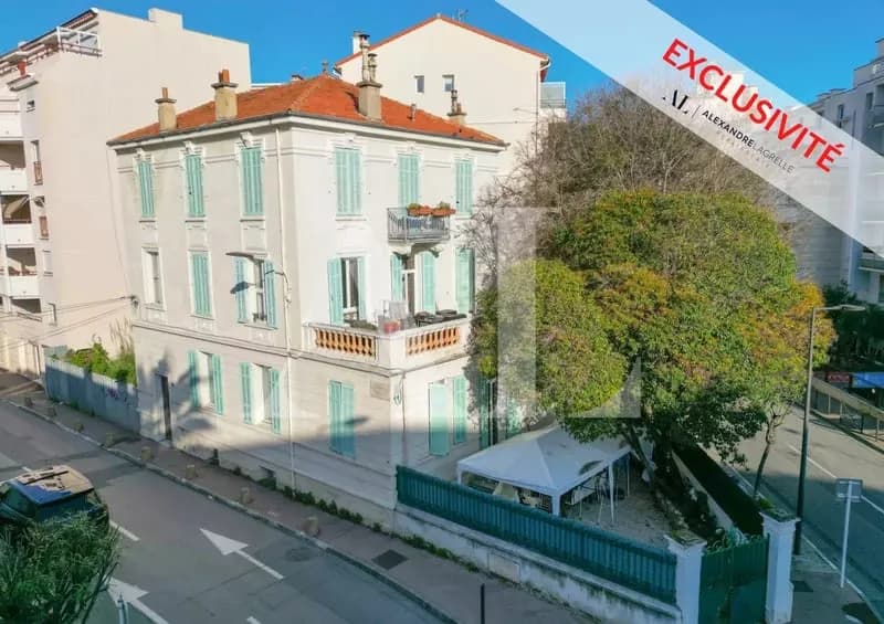 IMMEUBLE DE RAPPORT - ANTIBES CENTRE - Photo 1