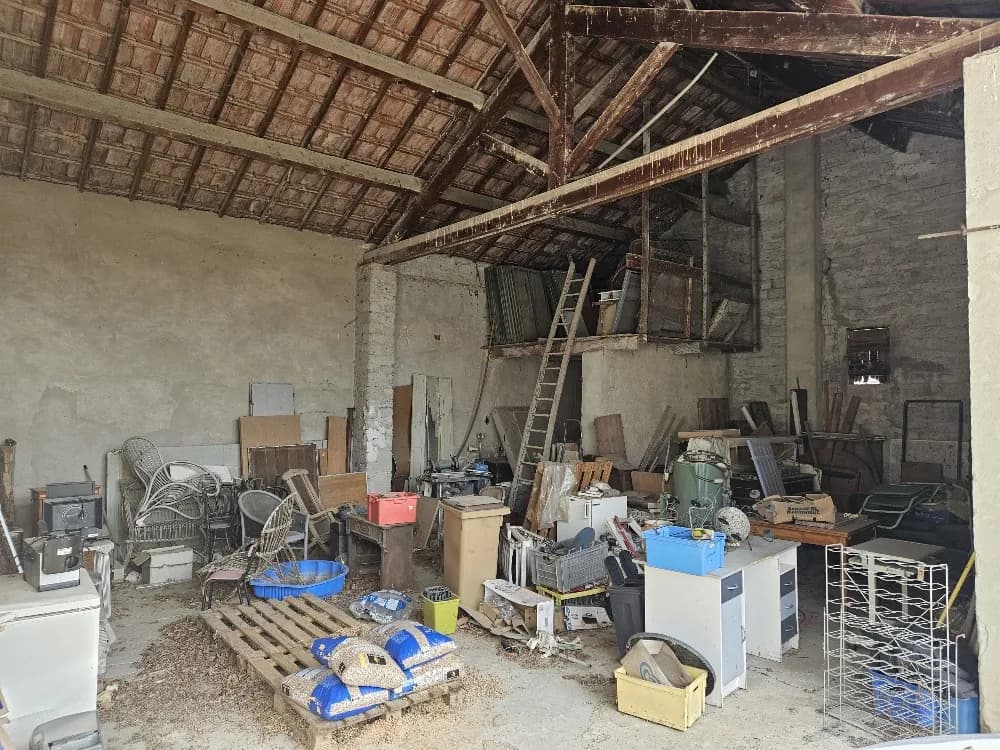 UN BEL ENSEMBLE IMMOBILIER A REINVENTER ! - Photo 1