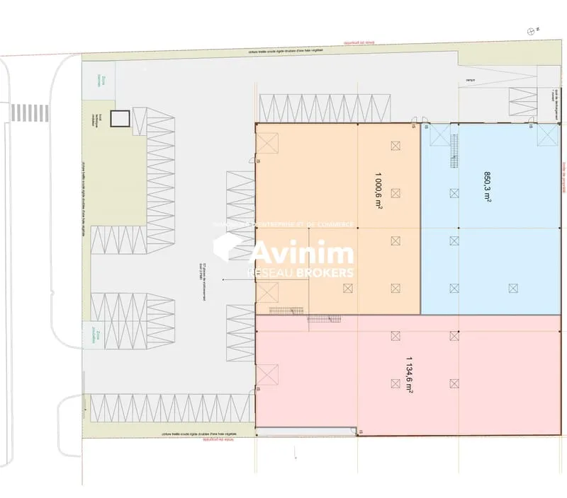Immeuble industriel 3796 m² - Photo 1