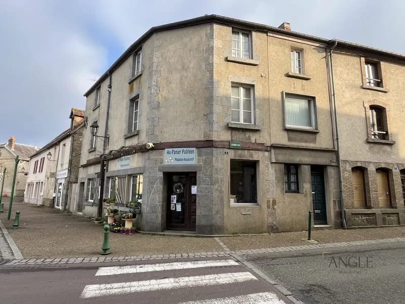 Immeuble de rapport 145 m² - Photo 1