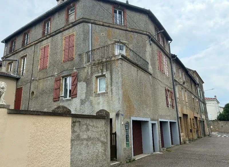 immeuble 4 appartements et 3 garages - Photo 1