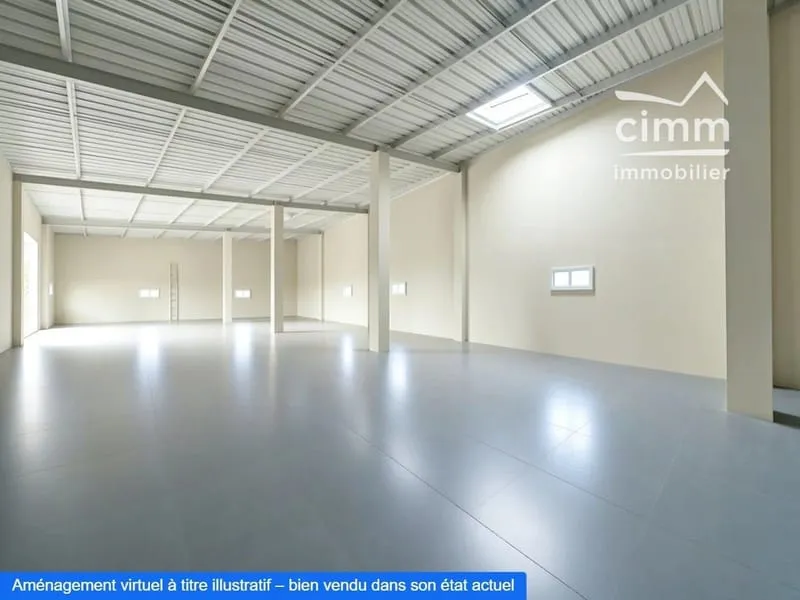 Immeuble industriel 390 m² - Photo 1