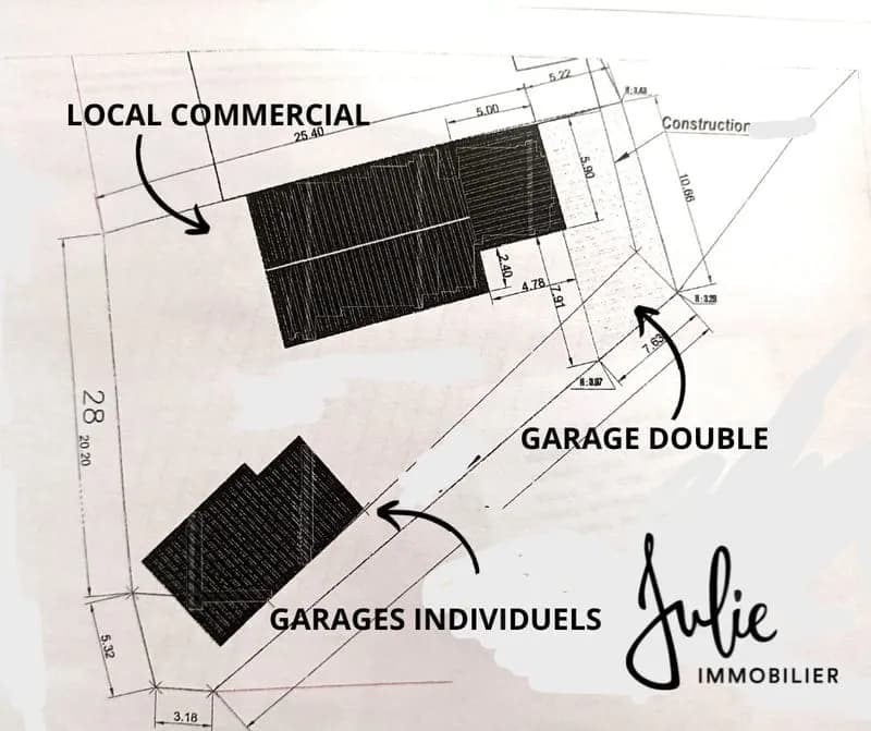 Ensemble immobilier - local et garage - Photo 1