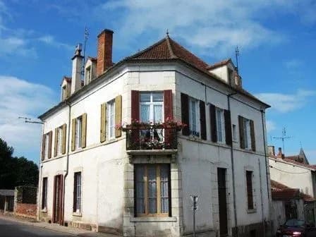 Immeuble 9 pièces 217 m² - Photo 1