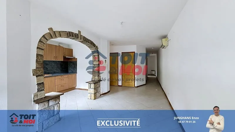 Immeuble avec appartement habitable et fort potentiel locatif - Photo 1