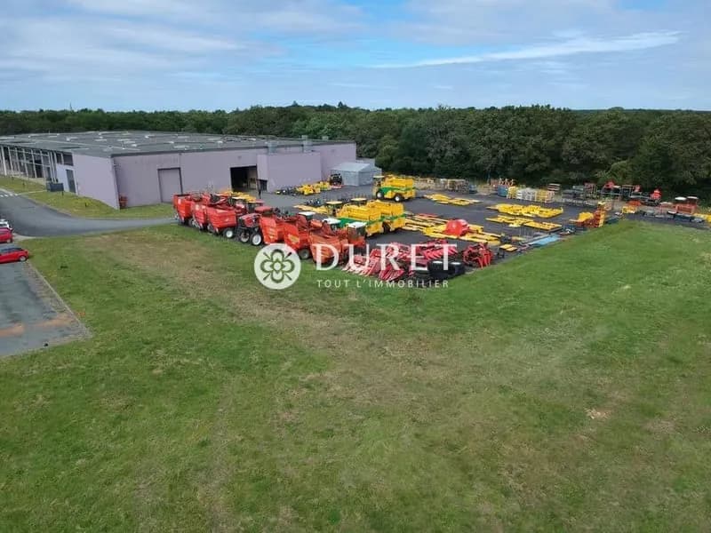 Immeuble industriel 6588 m² - Photo 1