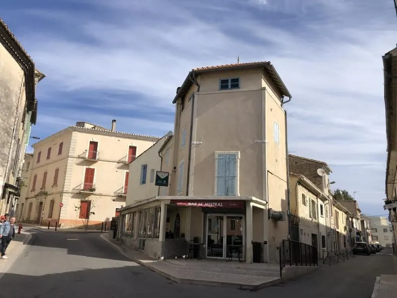 immeuble - Photo 1
