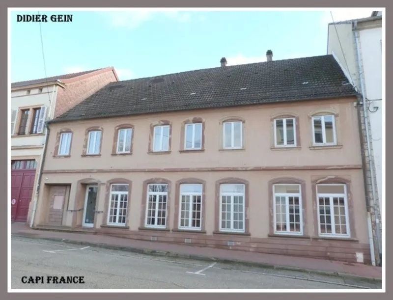 Dpt Moselle (57), à vendre BITCHE immeuble - Terrain de 657,00 m² - Photo 1
