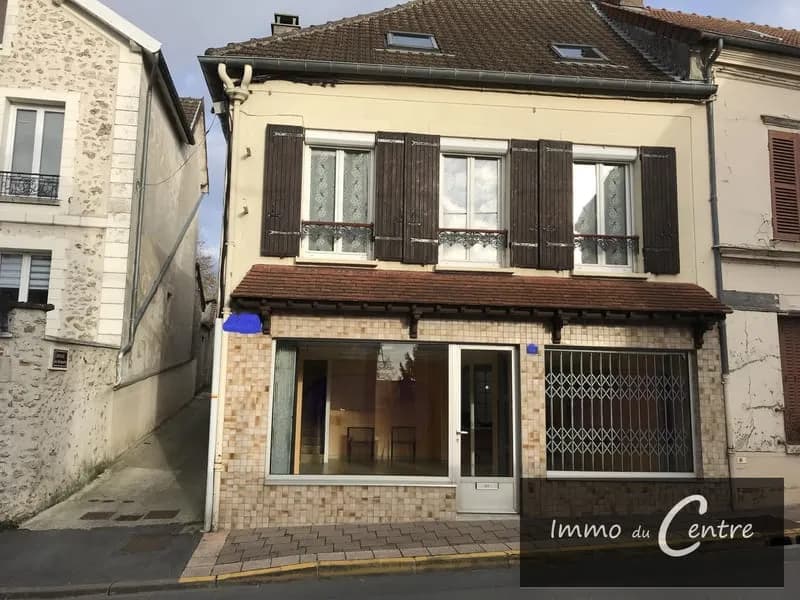 Ensemble immobilier - Photo 1