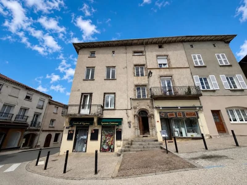 IMMEUBLE DE RAPPORT - 219M2 - 6.6% RENTA NETTE - HYPER CENTRE DE SAINT-GALMIER - Photo 1