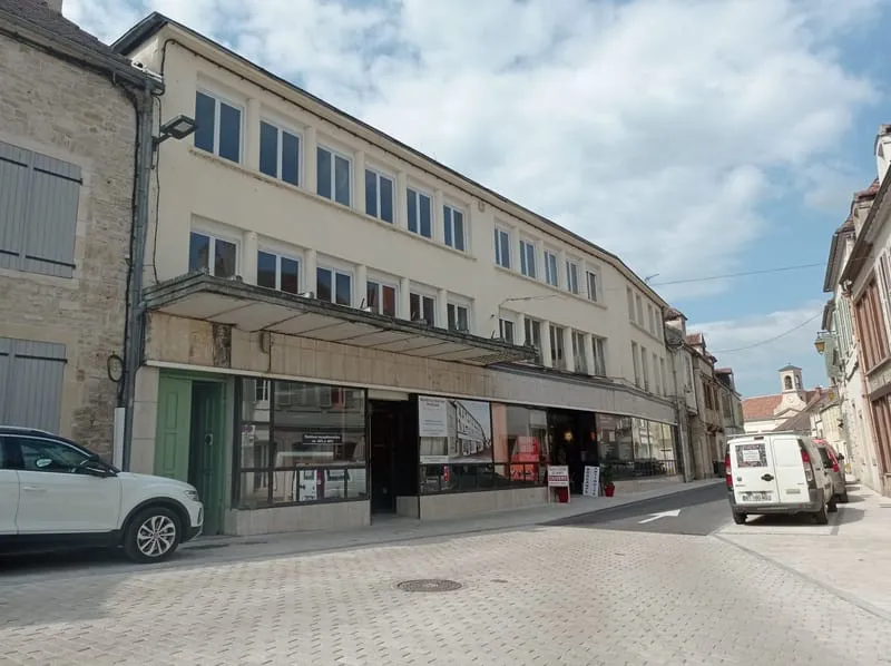 Immeuble de rapport 1800 m² - Photo 1