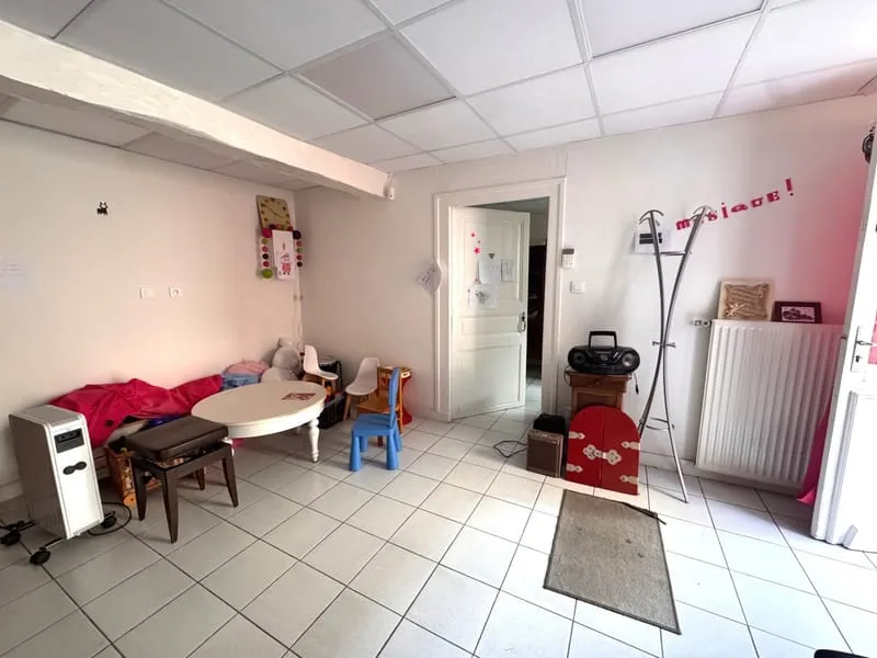 Immeuble de rapport 244 m² - Photo 1