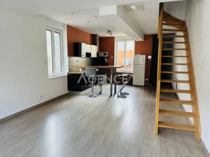Appartement + local commercial - Photo 1