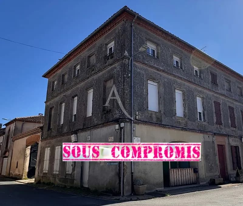 Immeuble de rapport 5 pièces 295 m² - Photo 1