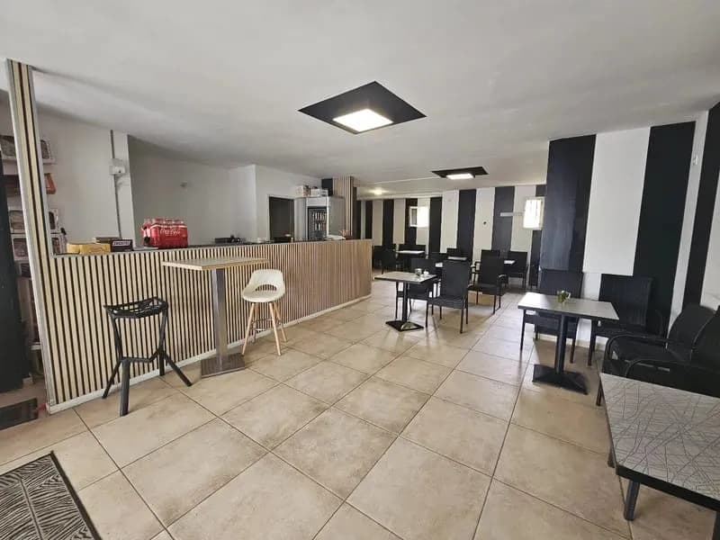 IMMEUBLE DE RAPPORT MIXTE SANS COPROPRIETE - Photo 1