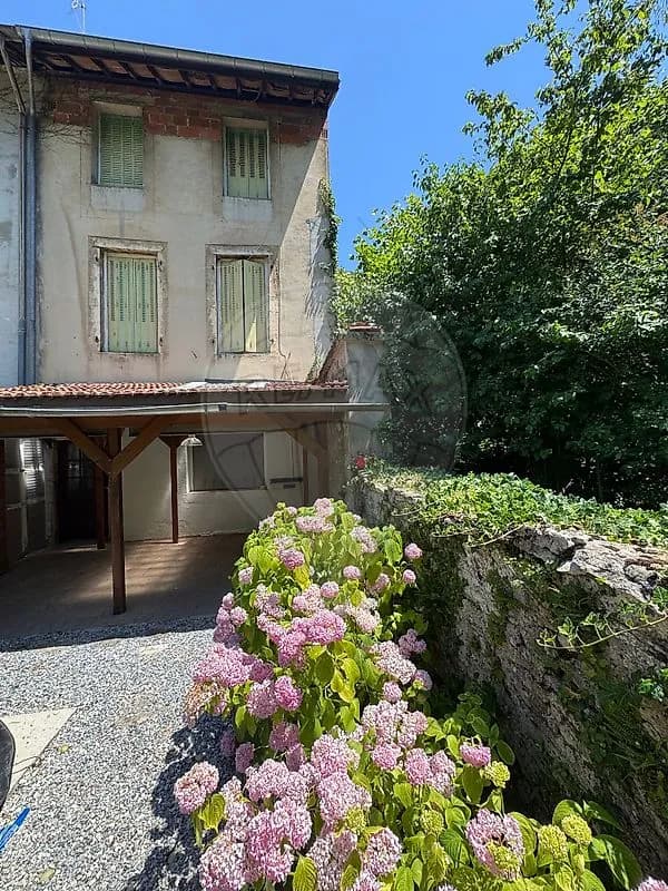 Immeuble à vendre - Photo 1