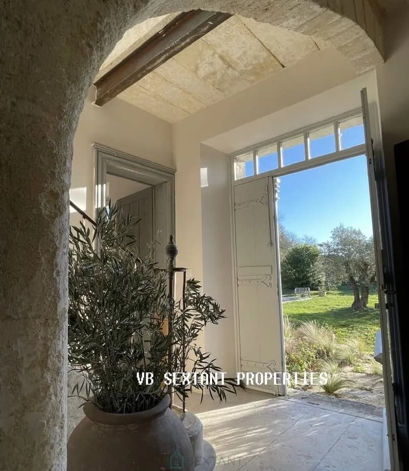 Entre-Deux-Mers, bel ensemble immobilier du XVIII ème siècle, 2 habitations avec dépendances et piscine 1 hectare 3 de terrain - Photo 1