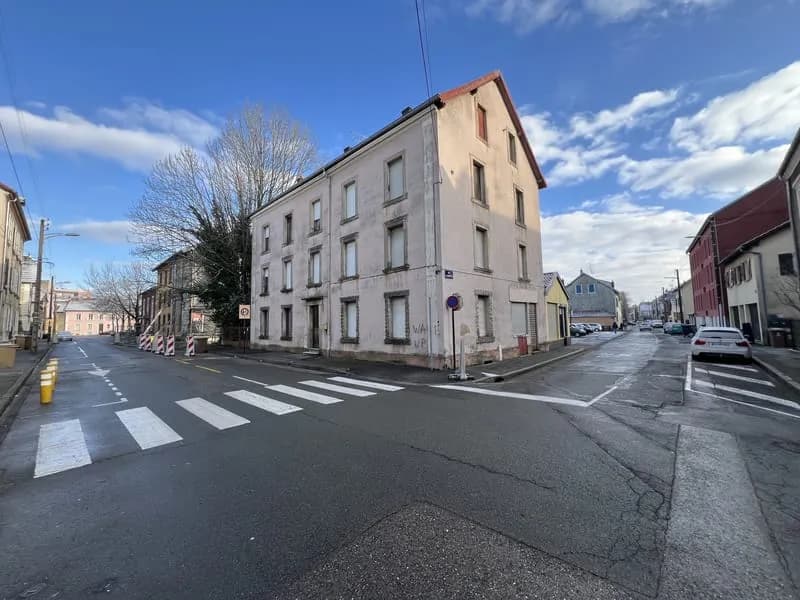 IMMEUBLE D'HABITATION À RÉNOVER DE PLUS DE 400 M2 PROCHE CENTRE VILLE - Photo 1