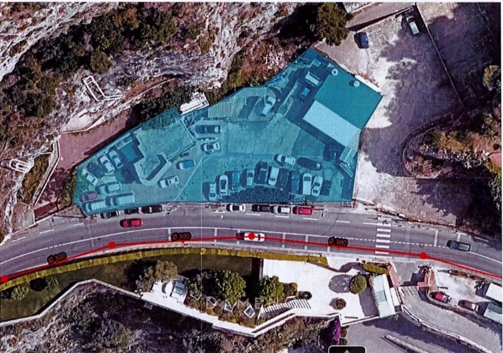 Ensemble immobilier professionnel avec terrain de 2850 m2 à Cap-d'Ail, aux portes de Monaco - Photo 1