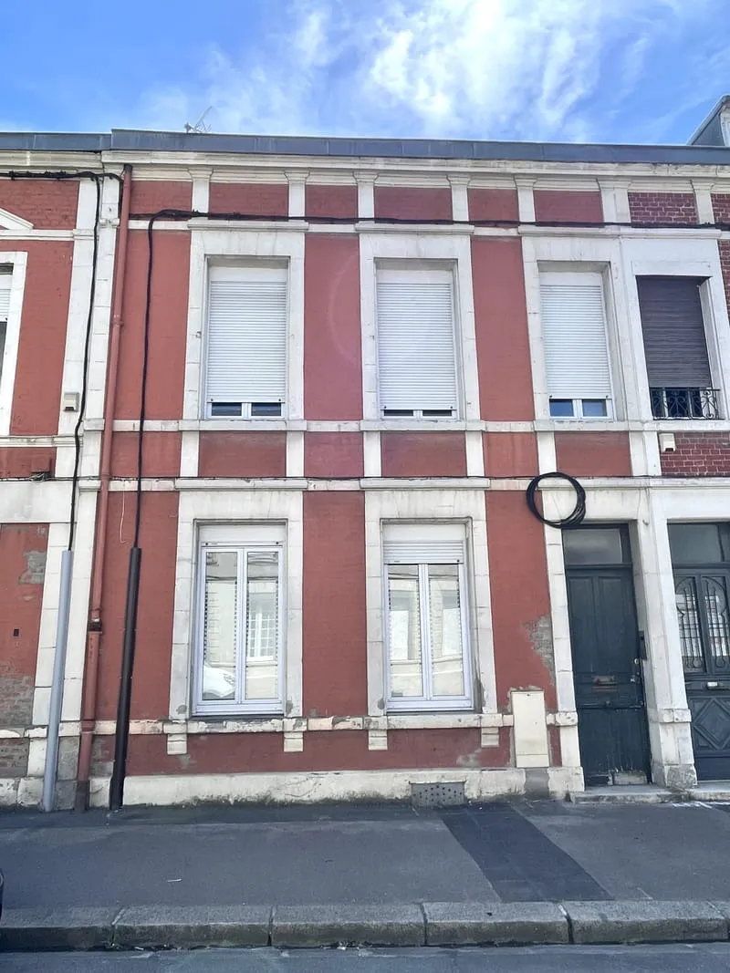 Immeuble comprenant 4 logements rénovés - Photo 1