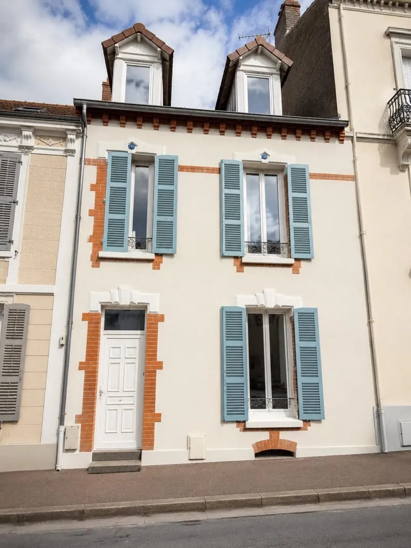 Immeuble 3 pièces 100 m² - Photo 1
