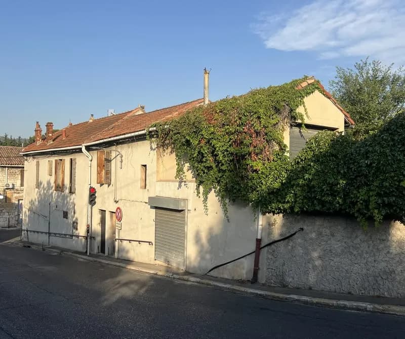 Ensemble immobilier à fort potentiel - Photo 1